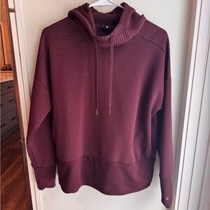 Nike Women's Burgundy Hoodie Sweatshirt Small
